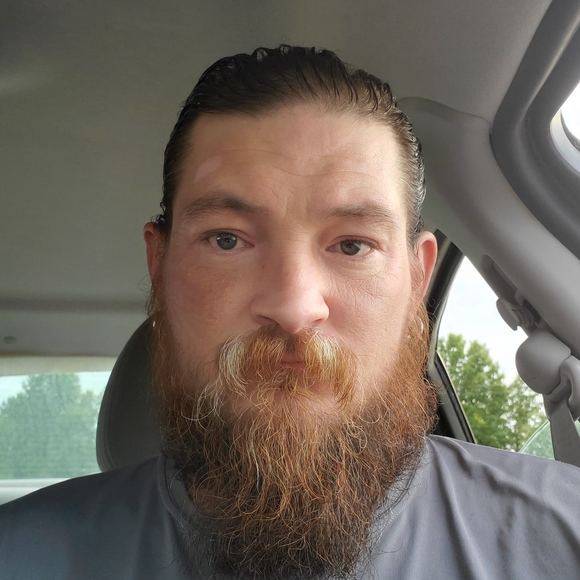 Meet your Posher, Chris - Picture 1 of 1
